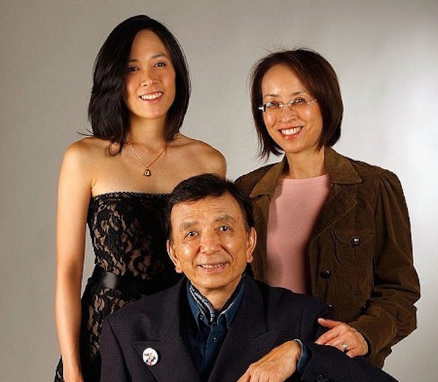 James Hong mit seiner Frau und seiner Tochter